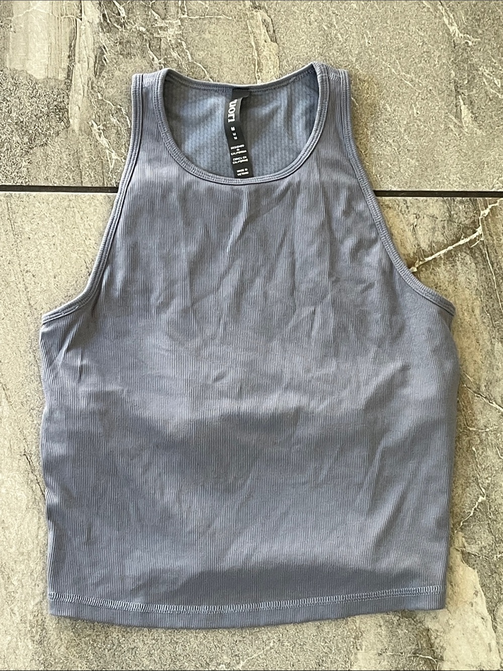🤍 Vuori Pose Plyo Tank Top Size Medium Grey Blue Ribbe Attached Bra